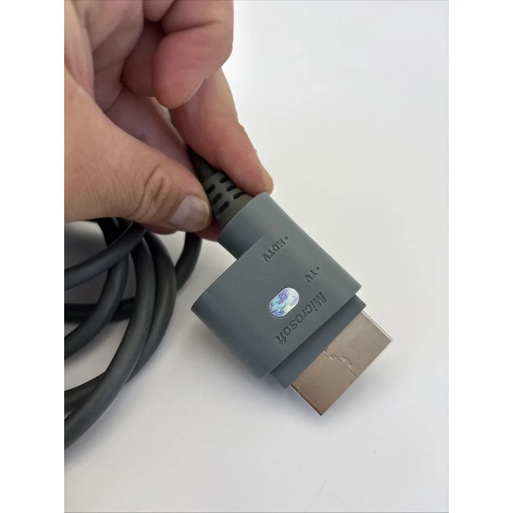 Microsoft X801257-100 AV Video Cable for Xbox 360 to VGA